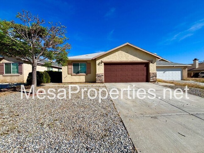 Foto del edificio - 12068 White Oak Ct