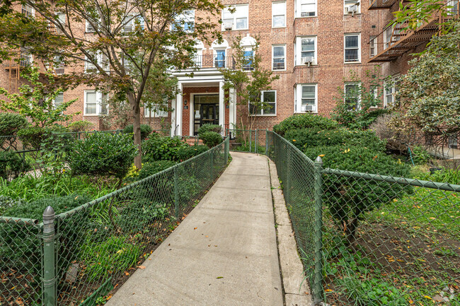 Building Photo - 8611 34th Ave