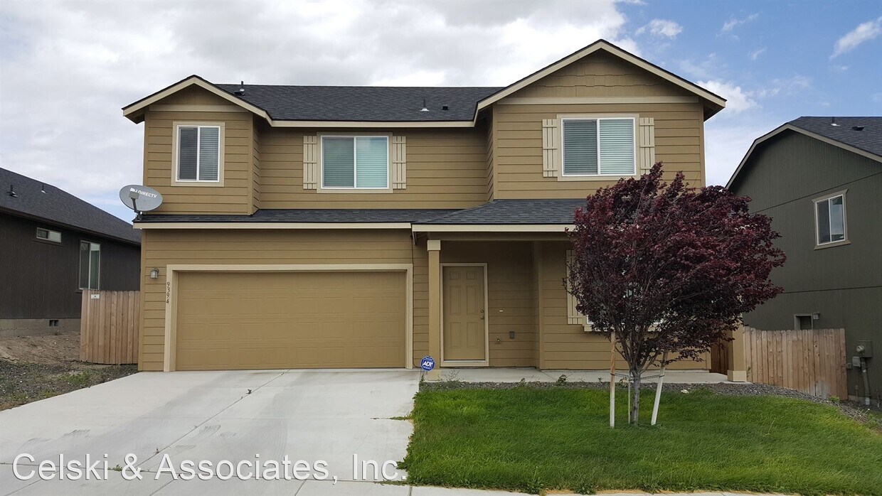 5 br, 2.5 bath House 9394 W. 8th Pl. House Rental in Kennewick, WA