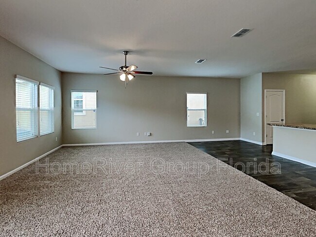 Building Photo - 9077 Kipper Dr