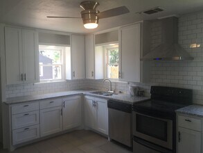 Building Photo - 2805 33rd St