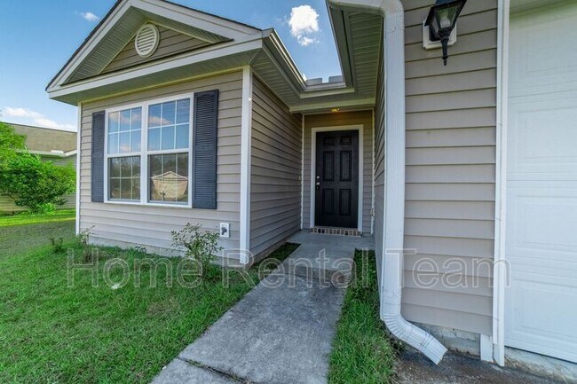 Foto del edificio - 37 Twin Oaks Pl