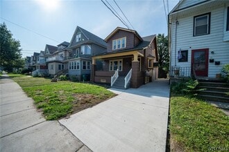 Building Photo - 23 Aldrich Pl