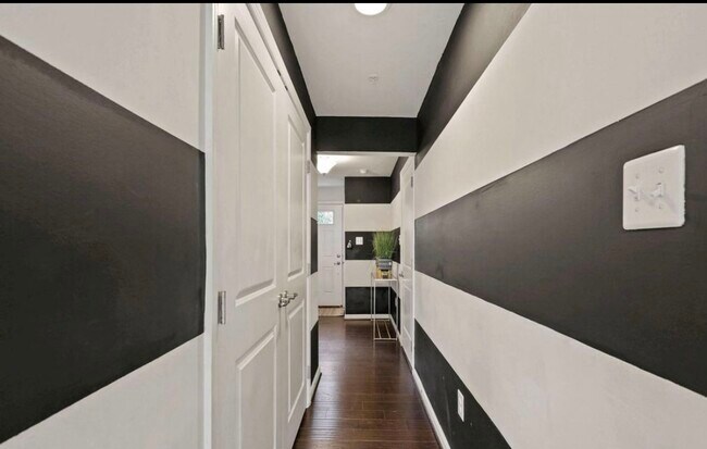 Foto del edificio - 12213 Montreat Pl