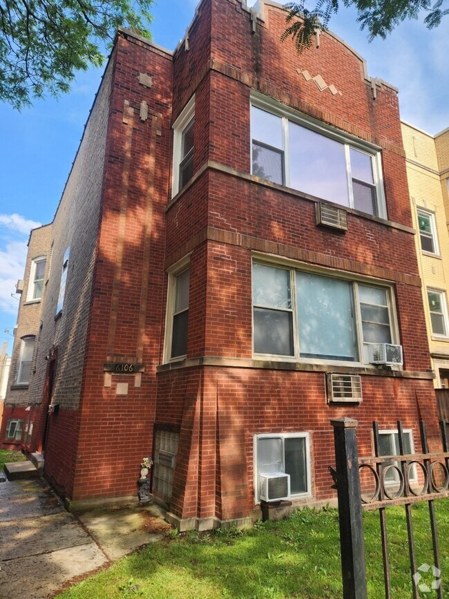 Building Photo - 6106 N Washtenaw Ave