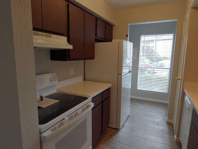 Kitchen - 1500 Bay Area Blvd