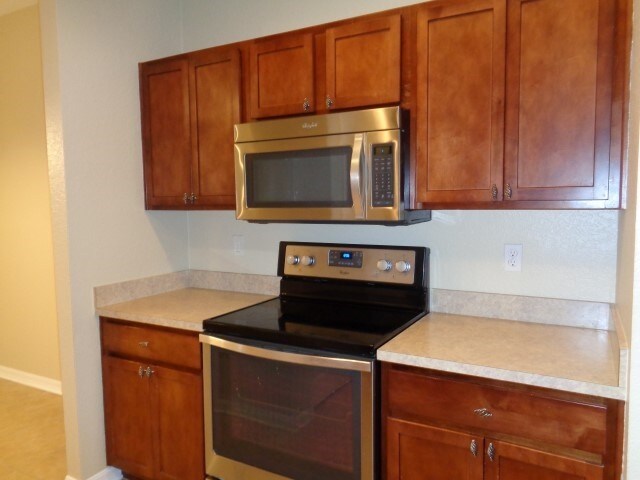 Foto del edificio - 5745 Woodruff Way