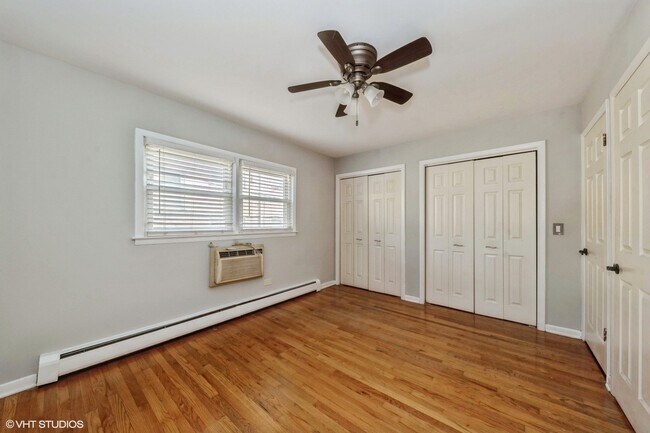Foto del edificio - 1285 Washington St