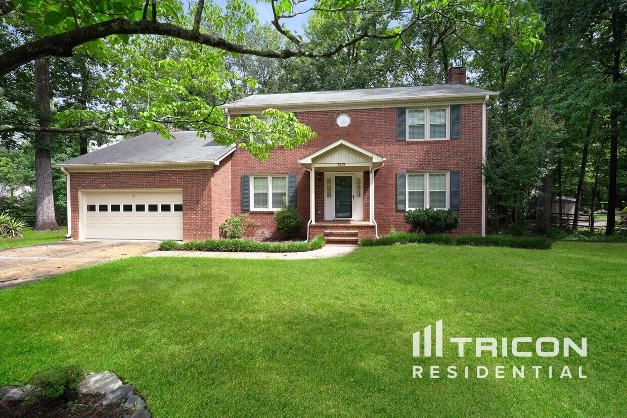 Foto principal - 7079 Doefield Dr