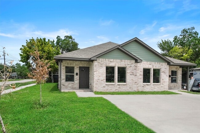 Building Photo - 4205 Elmwood St