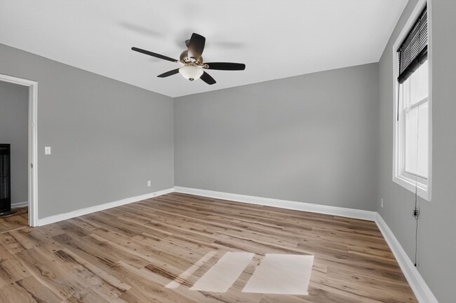Foto del edificio - 4929 Brookwood Rd