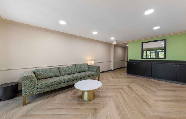 Foto del edificio - Furnished Studio-Fort Lauderdale - Cypress Creek - NW 6th Way