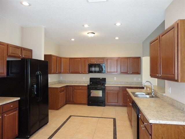 Building Photo - 29116 Rivergate Run