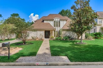 Building Photo - 3518 Blue Cypress Dr