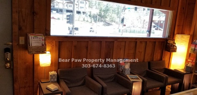 Building Photo - Main Street Office Space