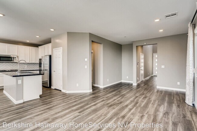 Foto del edificio - 4 br, 3 bath House - 12405 Harbor Isle Ave