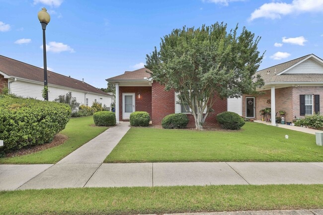 Building Photo - 440 Autumn Glen Cir
