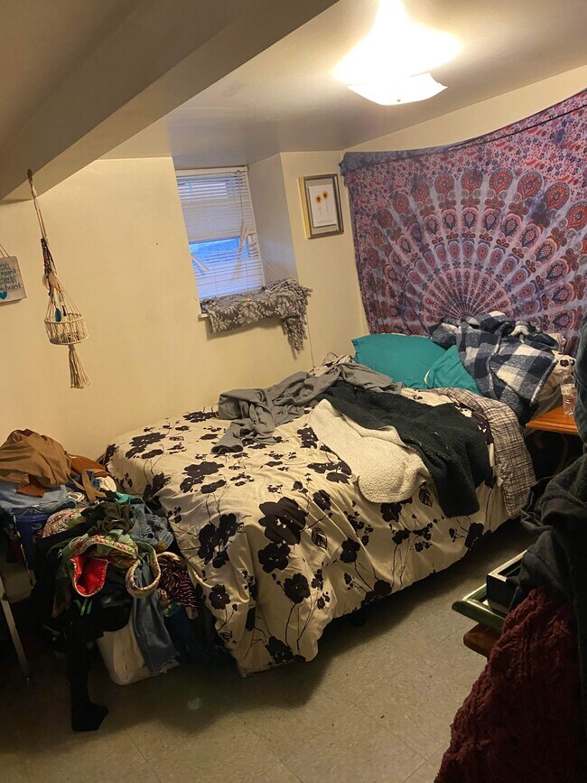 Building Photo - 38 Susquehanna Ave