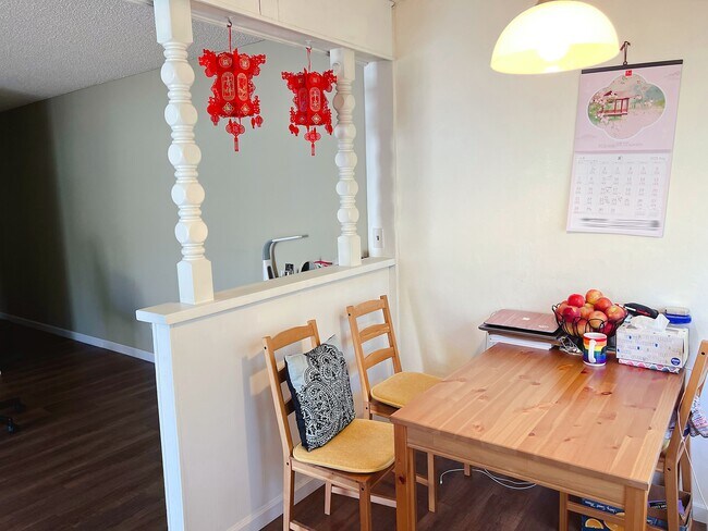 Foto del edificio - 1440 Ruby Ct