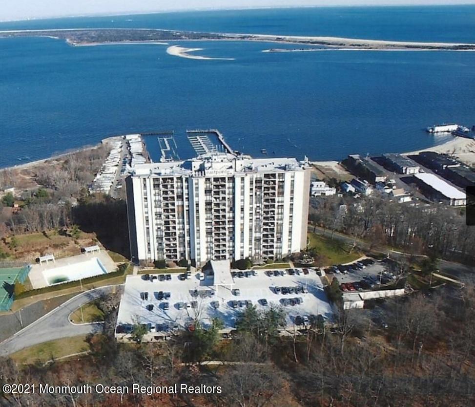 Primary Photo - 1 Scenic Dr