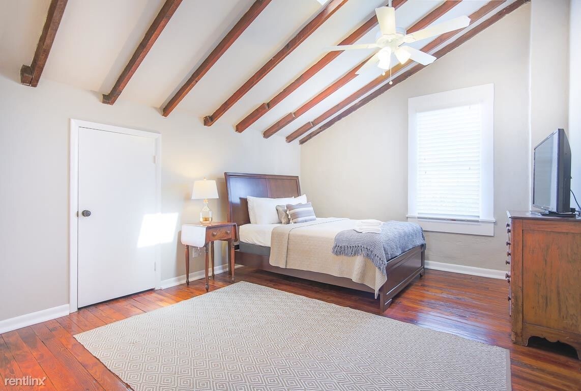 Foto principal - 124 E Liberty St