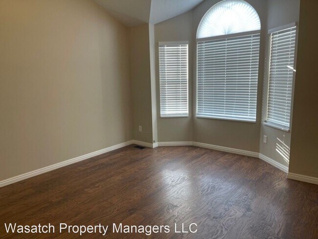 Building Photo - 3 br, 2 bath House - 5044 W. 6960 S.