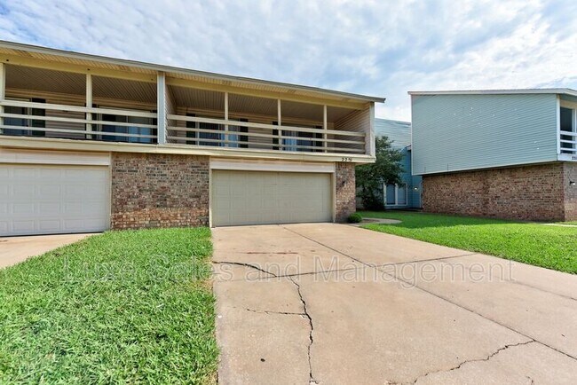 Foto del edificio - 2221 NW 117th St