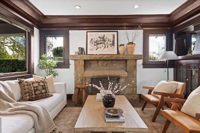 Foto del edificio - 1311 N Cherokee Ave