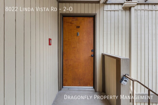 Foto del edificio - 8022 Linda Vista Rd