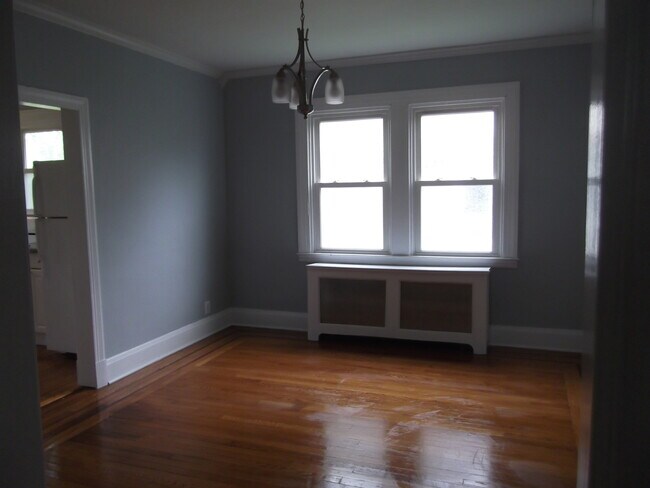 Building Photo - 2914 Bauernwood Ave