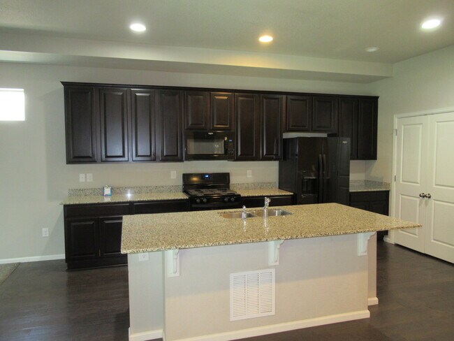 Foto del edificio - 6729 Windbrook Ct