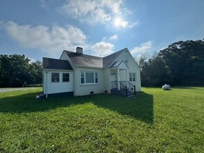 Building Photo - 9412 Brookneal Hwy