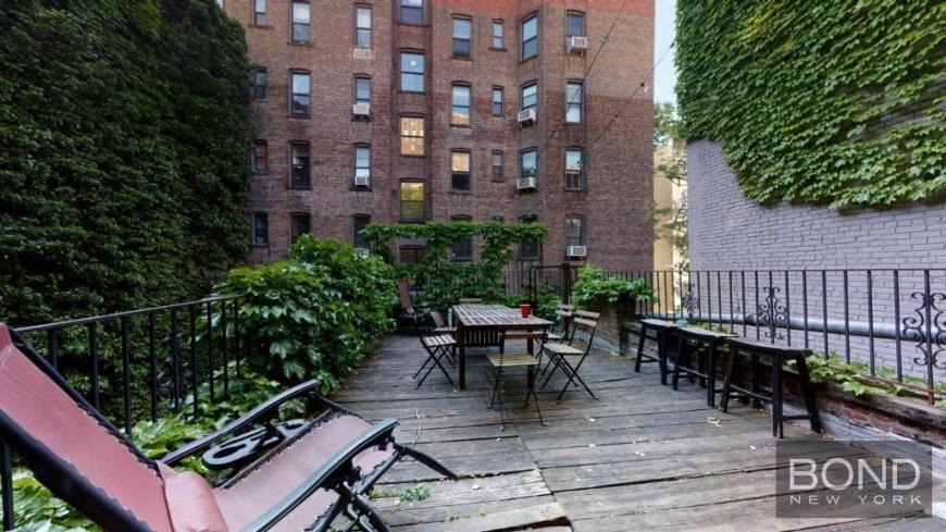 Foto principal - 3 bedroom in Manhattan NY 10003