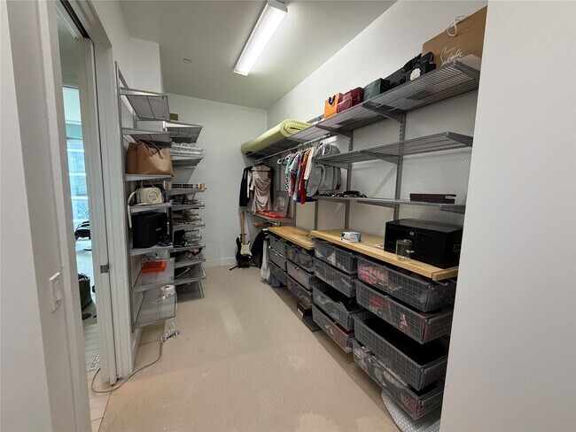 Foto del edificio - 1600 Post Oak Blvd