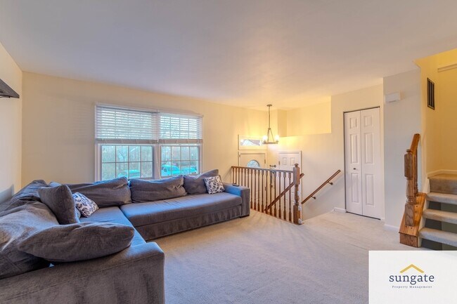 Foto del edificio - 1016 Arborwood Pl