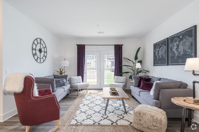 2HAB 2BA Modelo - 1111SF - Market Square