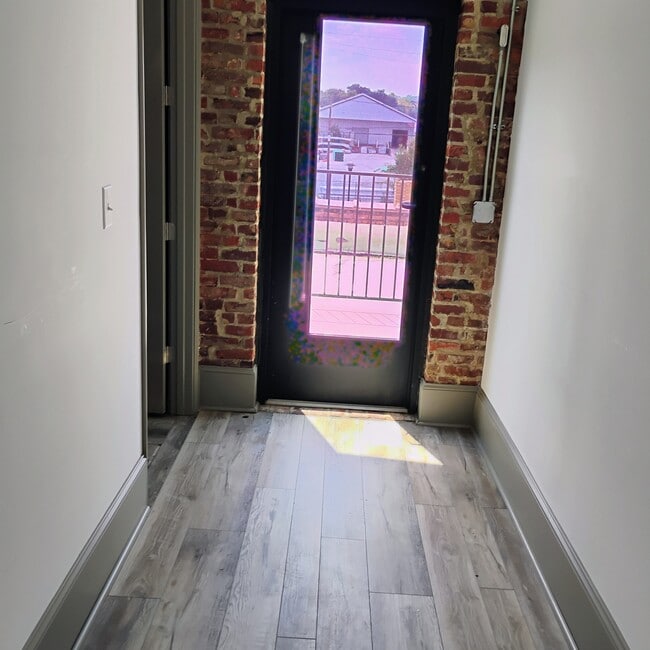 Building Photo - The Lofts at Empire Yard