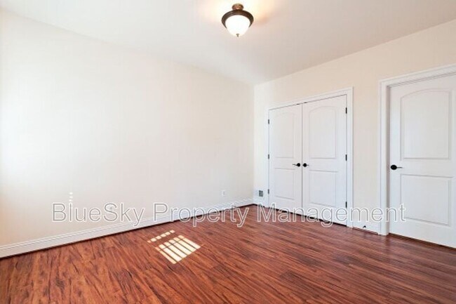 Building Photo - 1570 Wickham Pond Dr