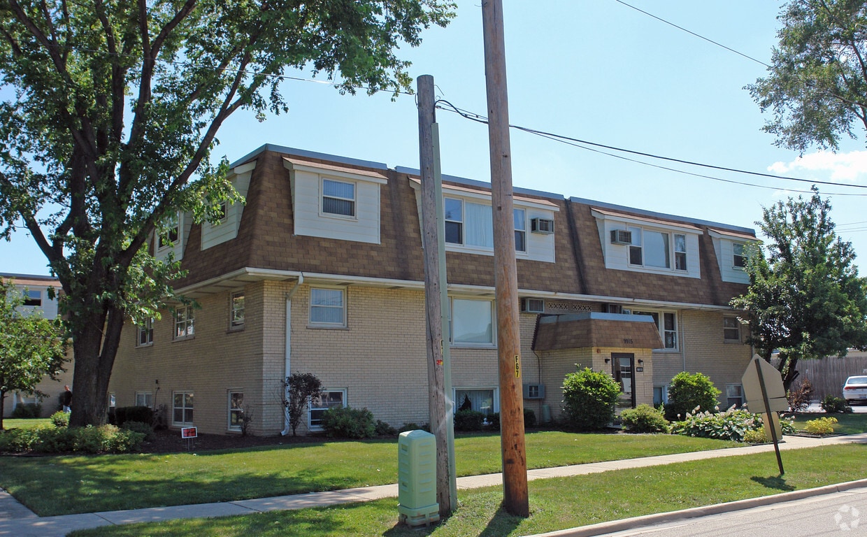 99079915 58th St, Countryside, IL 60525 Apartments in Countryside