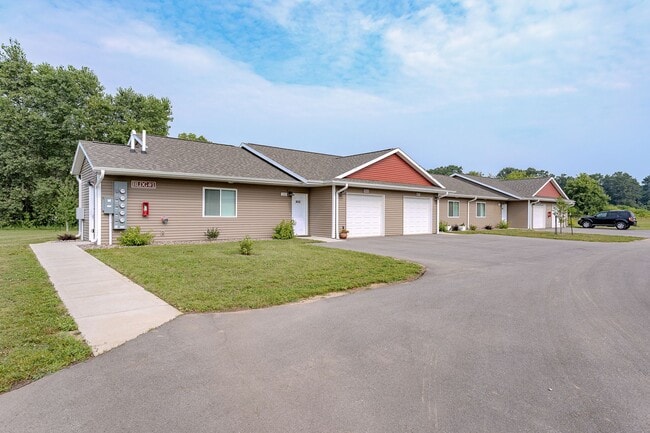 Building Photo - SCS Black River Falls