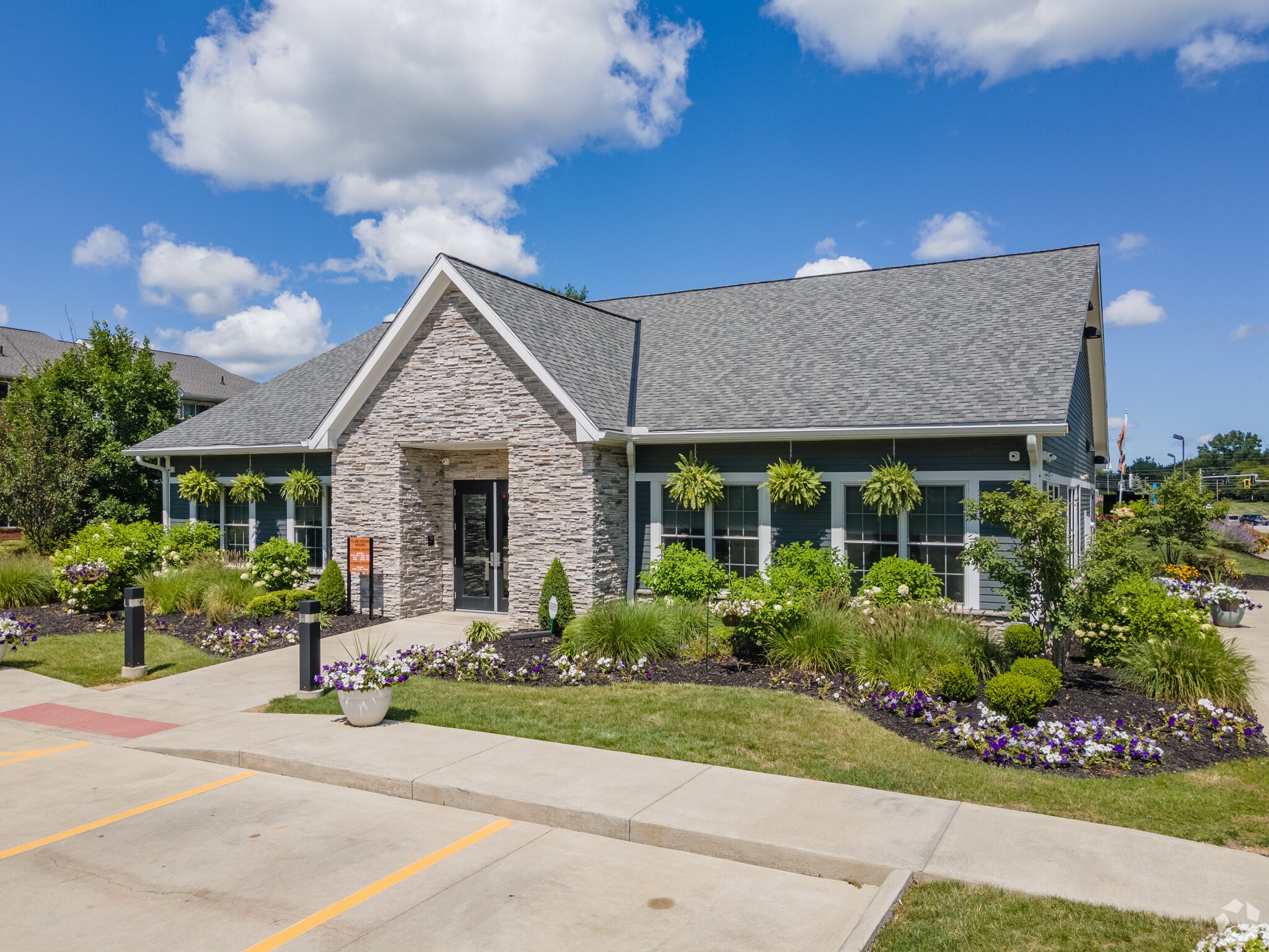 Clearbrooke – photo 1 of 40