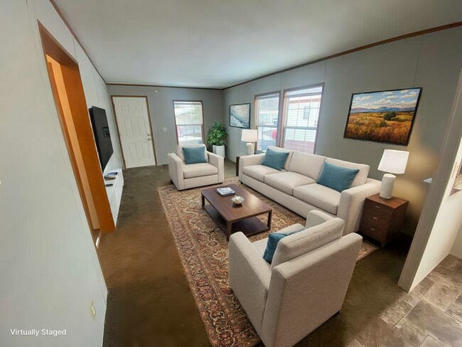 Foto del edificio - 15588 Pine Ridge Dr