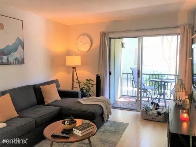 1 br, 1 bath - 740 W Elm St Unit 111 - 1 br, 1 bath  - 740 W Elm St Unit 111