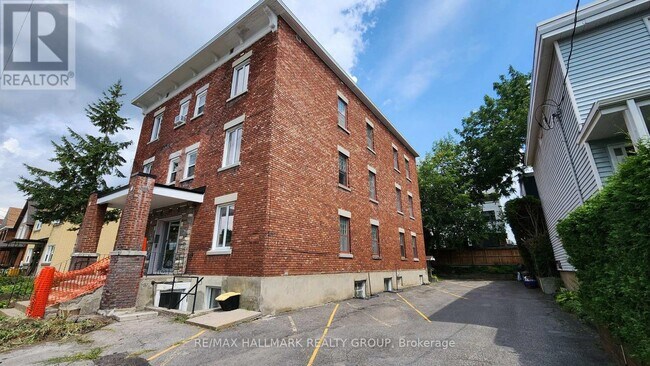 Photo du bâtiment - 125 Glenora St