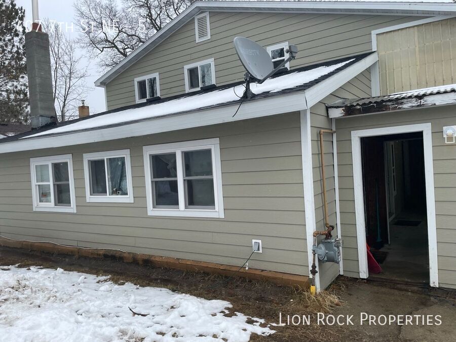 Foto principal - 407 7th St NE