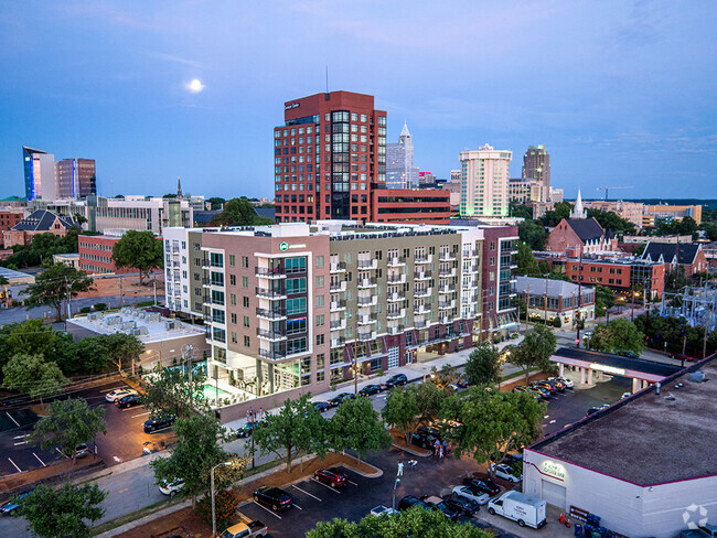 Building Photo - Link Apartments® Glenwood South