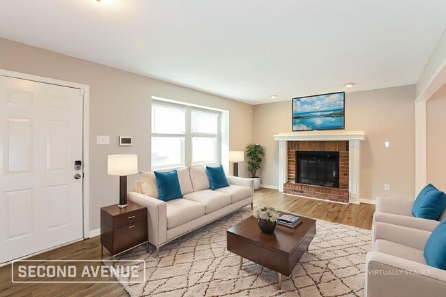 Foto del edificio - 701 SE Redwood Ln