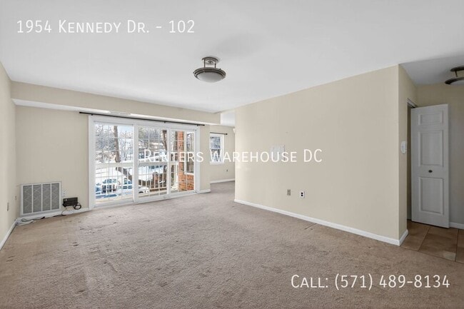 Photo - 1954 Kennedy Dr House