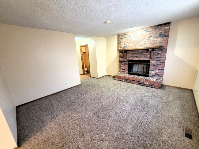 Building Photo - 2348 S Capri St