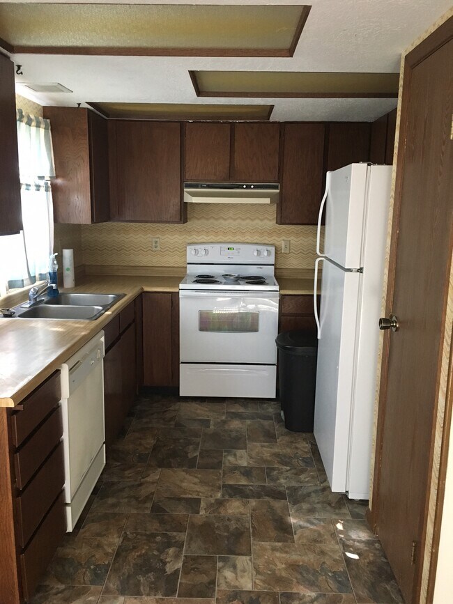 1911 Edinburgh St, Rawlins, WY 82301 Townhome Rentals in Rawlins WY